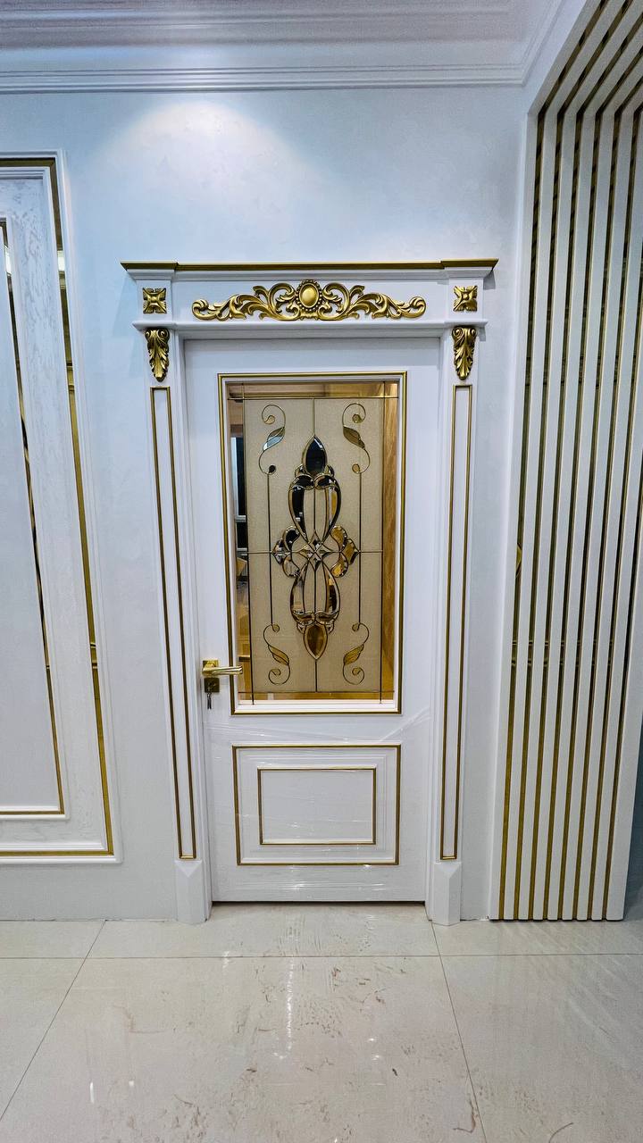 Versailles White